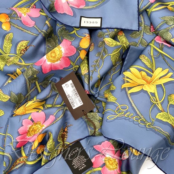 ⚡️SOLD! NWT GUCCI Sky Blue Flower Web Silk Scarf - Picture 7 of 7